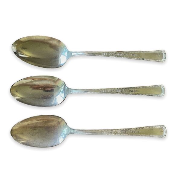 Vintage 1927 R C Co Orleans Set of 3 Dinner Spoons - Picture 1 of 11